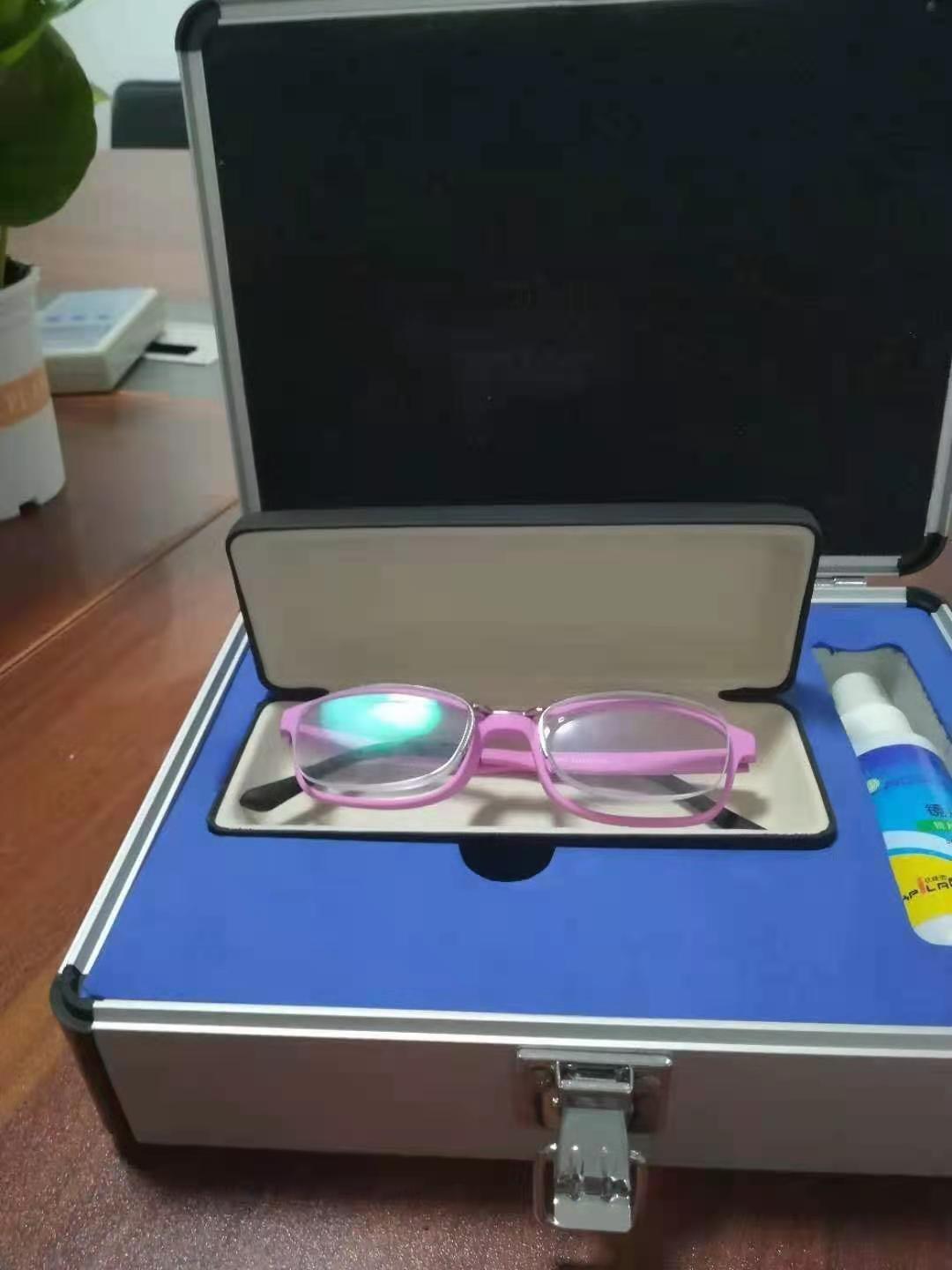 加盟視力防控品牌哪家好,護目亭防近視復合三用眼鏡放心產品